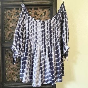 EE:SOME Women’s Off-Shoulder Boho Rayon Blouse Tie Dye Blue Smocking Size L